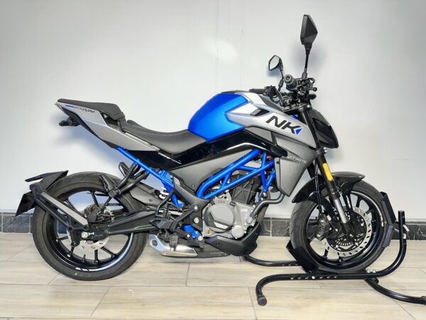 CFMOTO 300NK 2024