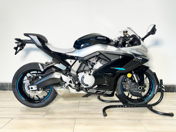 CFMOTO 675SR-R for sale