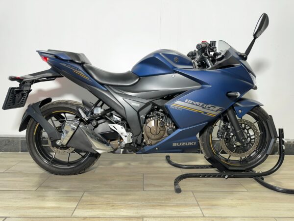 Suzuki Gixxer SF 250