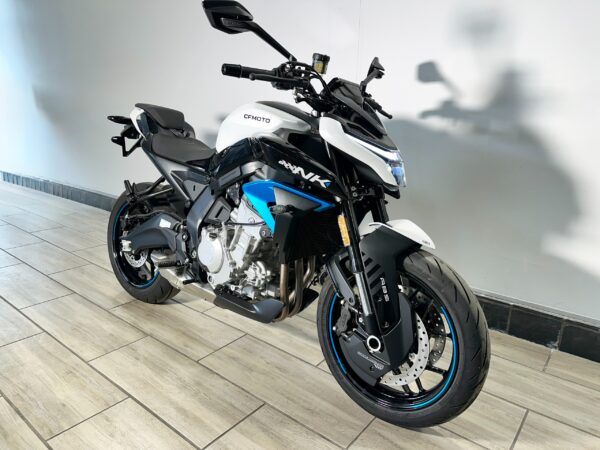 CFMOTO 675NK in White for sale at Bikeworld