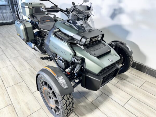 2025 Can-Am Canyon Redrock